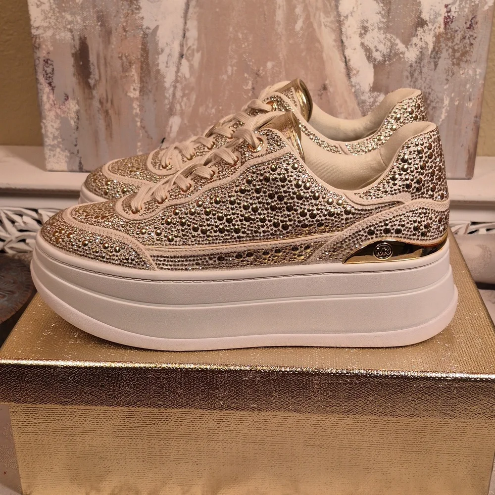 Michael Kors Hayes Lace Up Sneaker - Picture 2 of 8